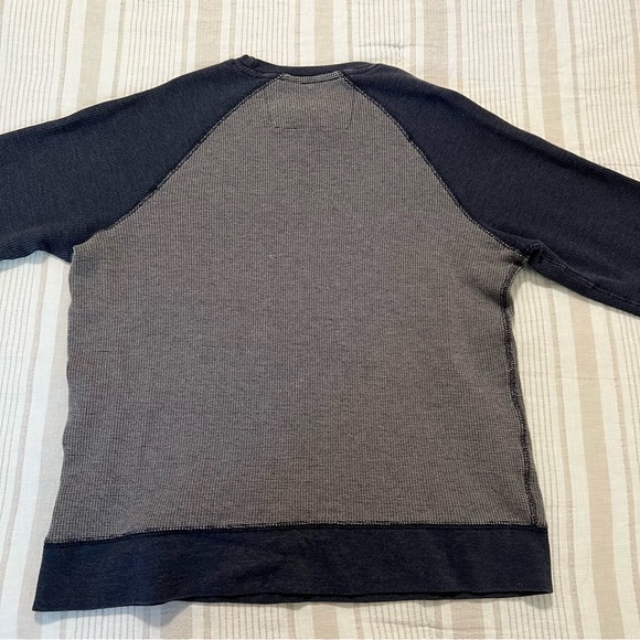 pd&c men’s winter sweater - Picture 3 of 6